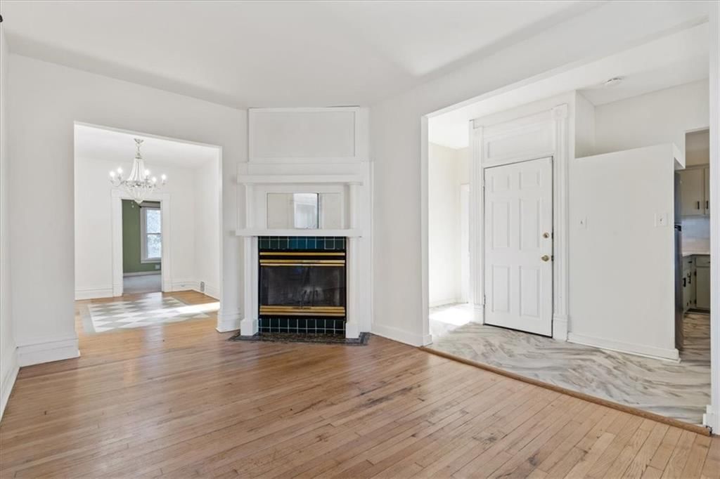 2925 Holmes Street — photo 17