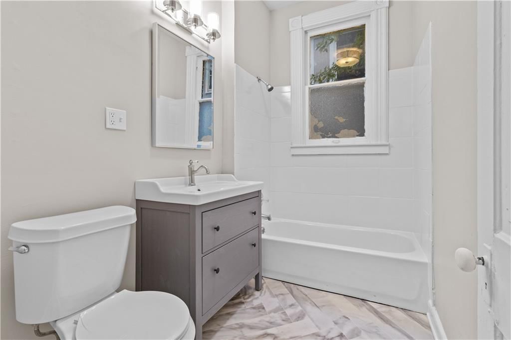 2925 Holmes Street — photo 24