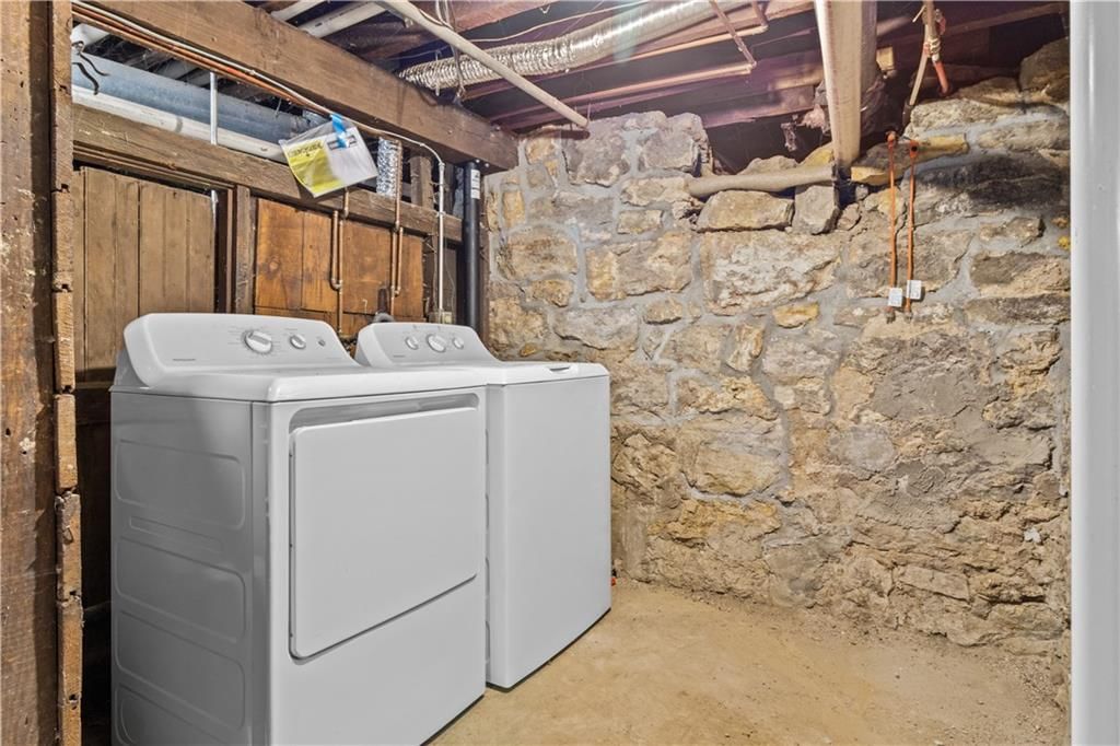 2925 Holmes Street — photo 26