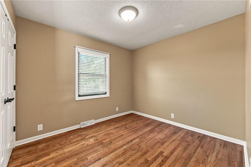 8301 Clare Road — photo 13