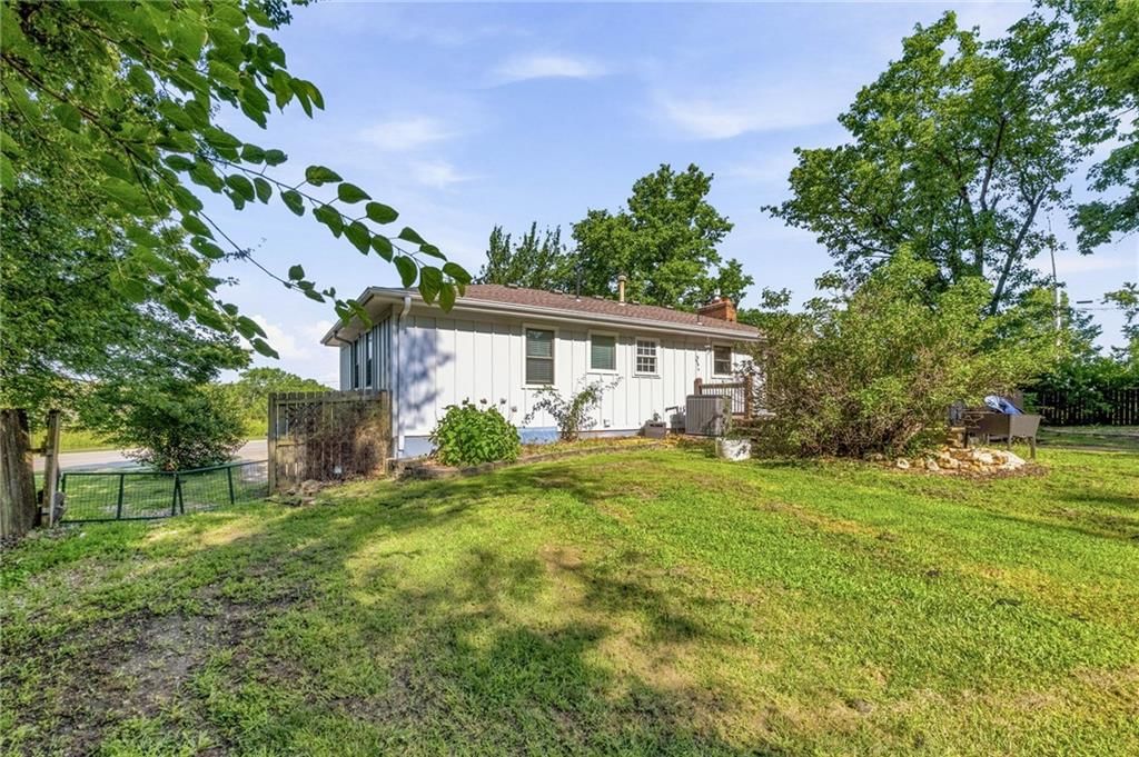8301 Clare Road — photo 29