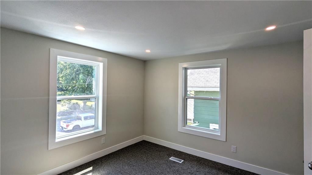 2628 College Avenue — photo 33
