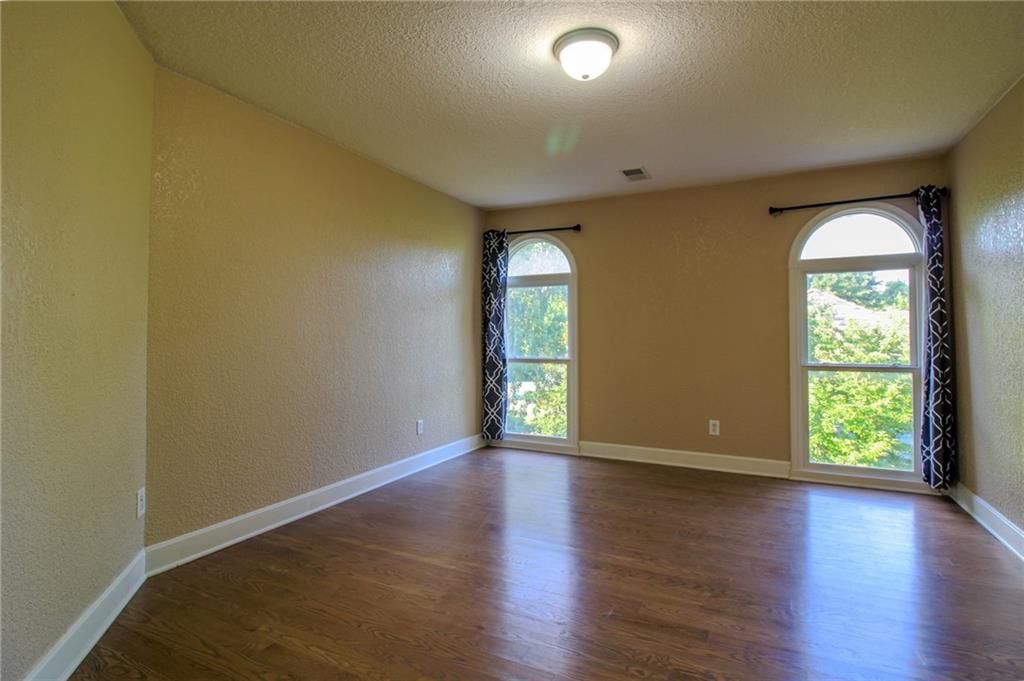 14741 Robinson Street — photo 44