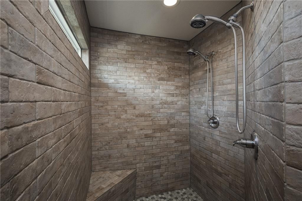1802 VERBENA Avenue — photo 14