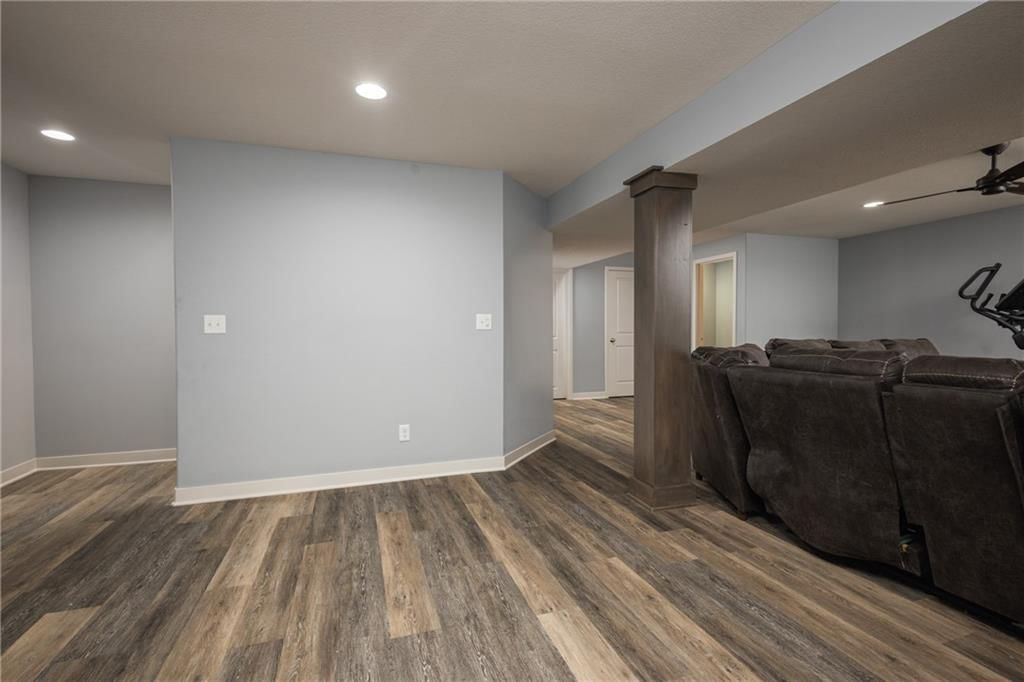 1802 VERBENA Avenue — photo 22