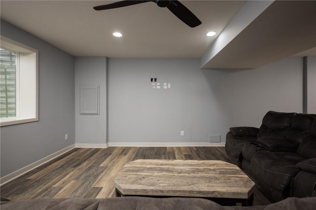 1802 VERBENA Avenue — photo 25
