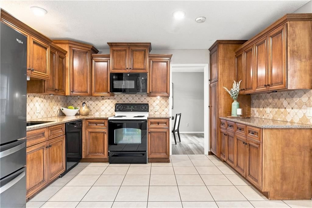 12914 W 65th Street — photo 12