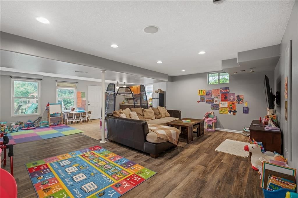 448 SE Youngston Lane — photo 46