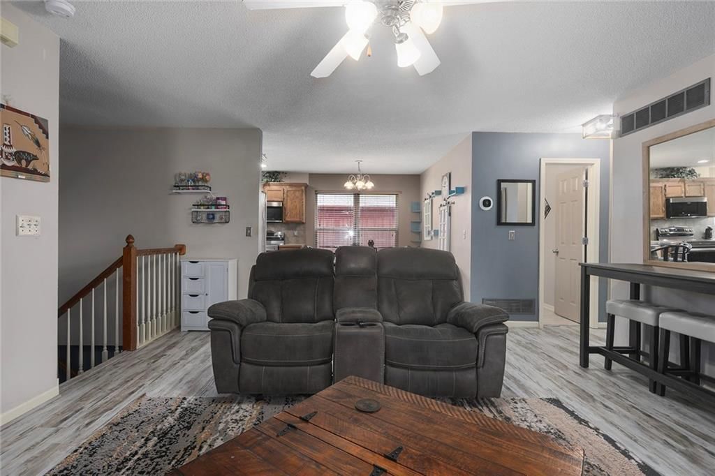 205 Echo Ridge Drive — photo 6