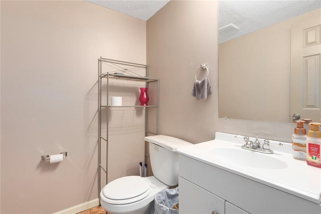 205 Echo Ridge Drive — photo 22