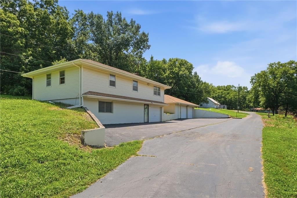 11151 Leavenworth Road — photo 10