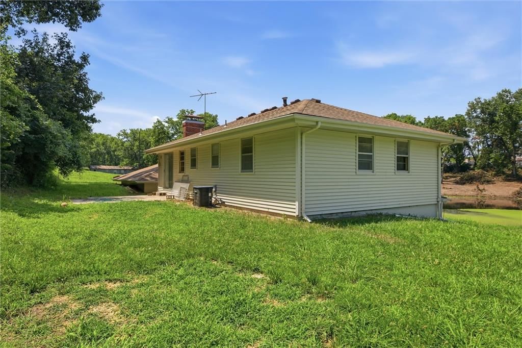 11151 Leavenworth Road — photo 14