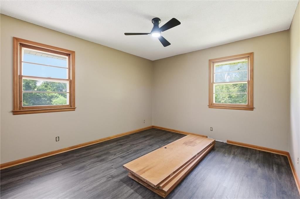 11151 Leavenworth Road — photo 20