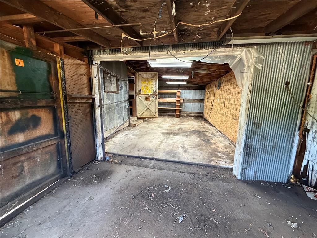 11151 Leavenworth Road — photo 31