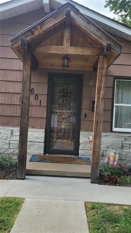 3601 Doniphan Avenue — photo 2