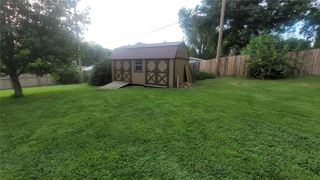 3601 Doniphan Avenue — photo 19