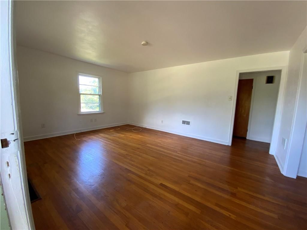 5800 Yecker Avenue — photo 5