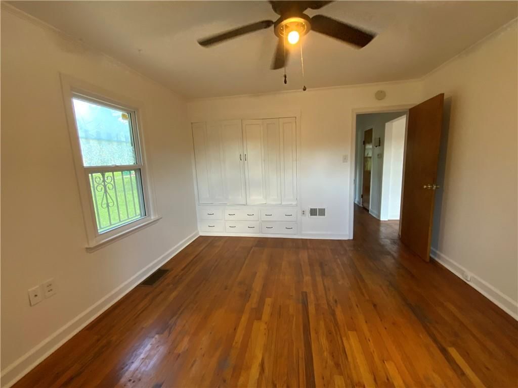 5800 Yecker Avenue — photo 15