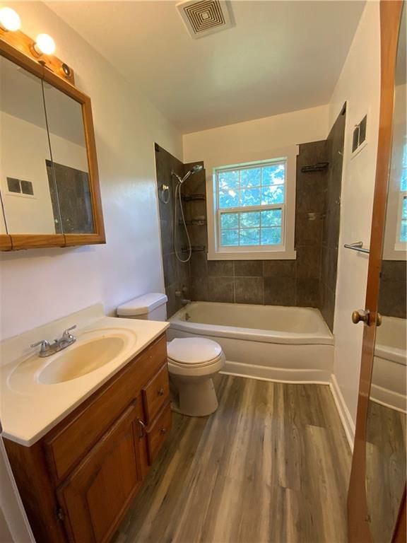 5800 Yecker Avenue — photo 17