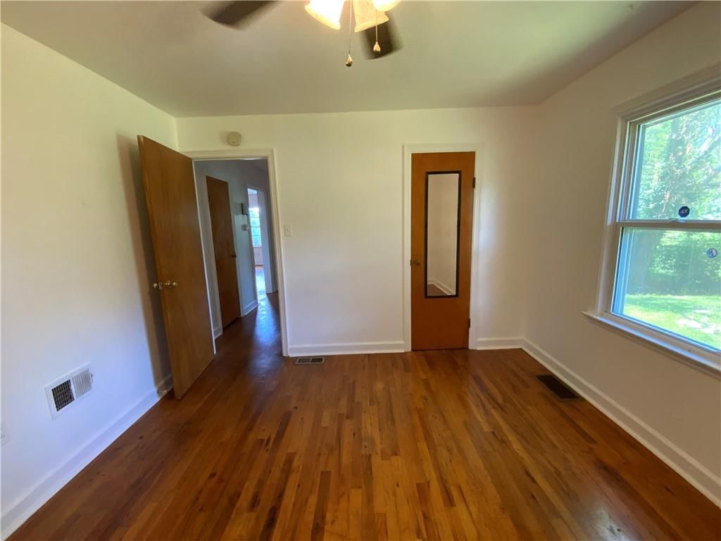 5800 Yecker Avenue — photo 18
