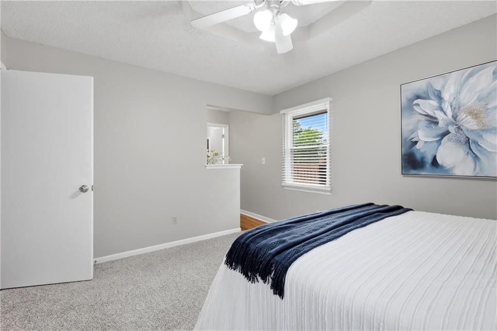 528 NE Wood Court — photo 15