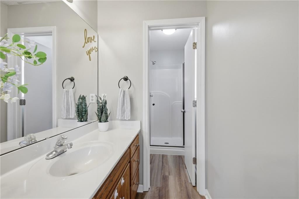 528 NE Wood Court — photo 16