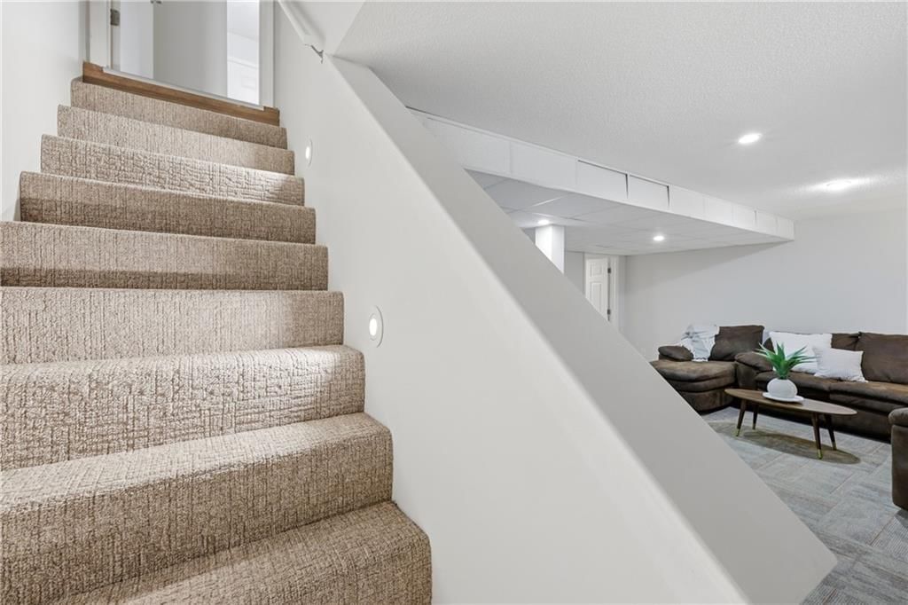 528 NE Wood Court — photo 22