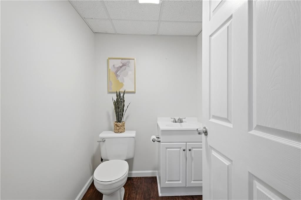 528 NE Wood Court — photo 25