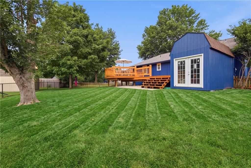 528 NE Wood Court — photo 35