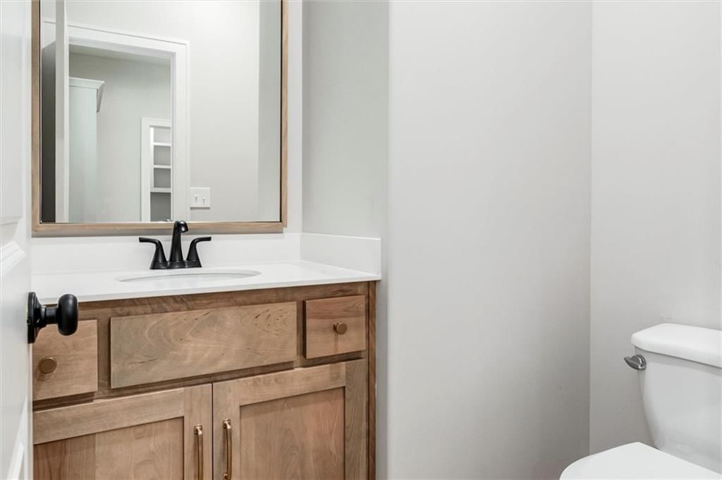16941 S Brentwood Street — photo 9