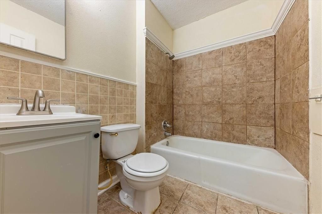 4210 E 53rd Street — photo 14