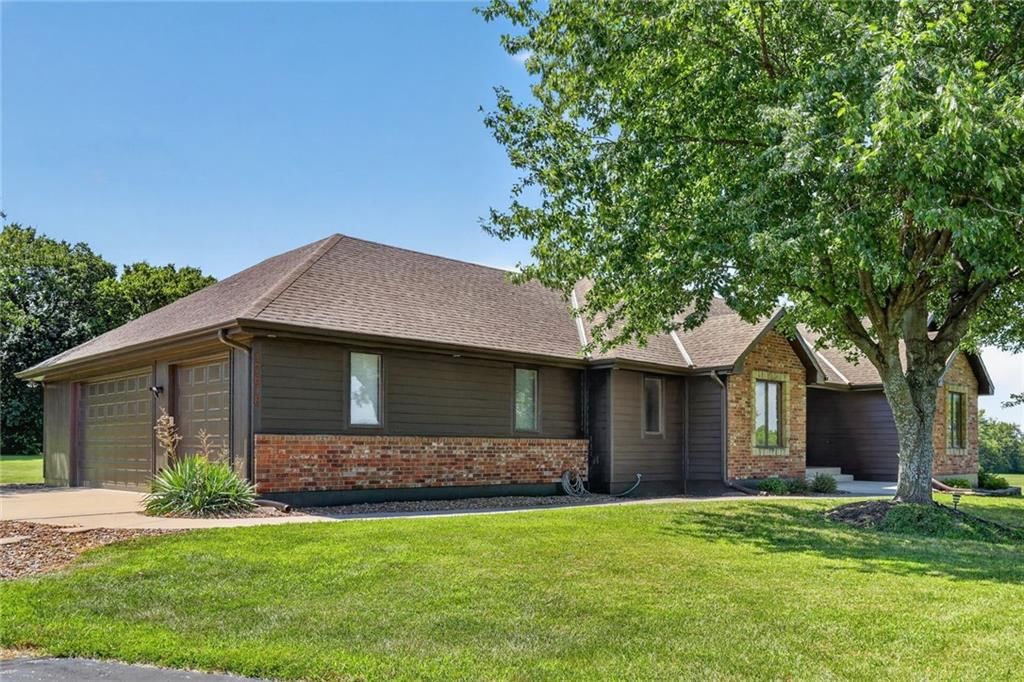 17618 S Emerald View Drive — photo 4
