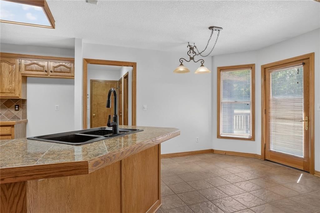 17618 S Emerald View Drive — photo 8