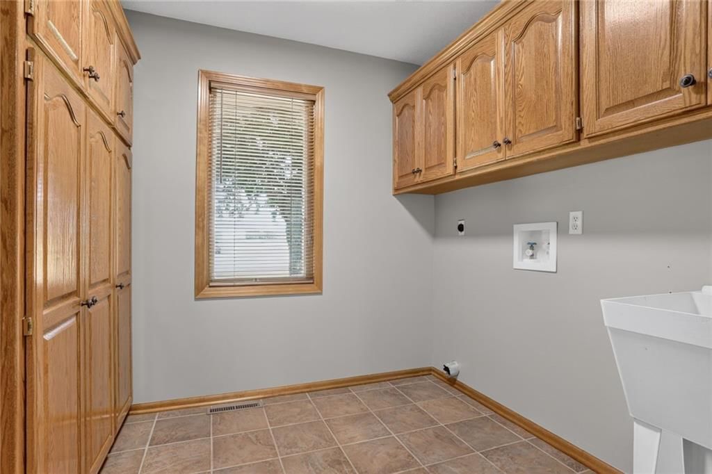 17618 S Emerald View Drive — photo 13