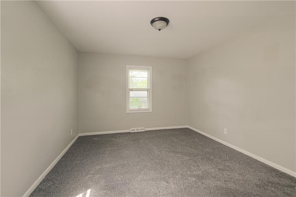 11210 Donnelly Avenue — photo 15