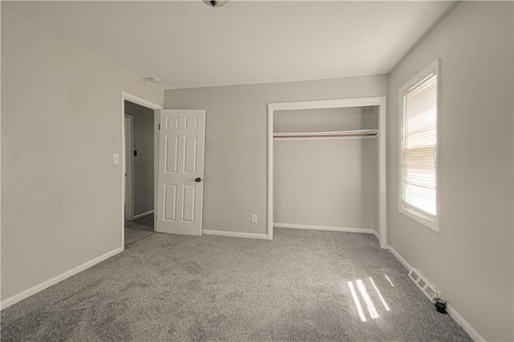 11210 Donnelly Avenue — photo 16