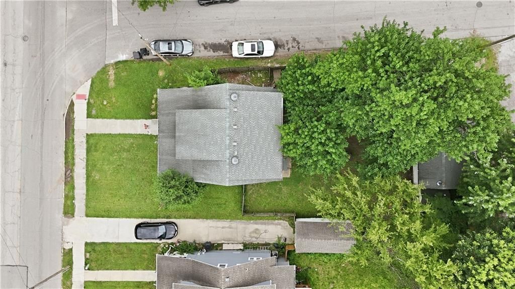 531 E College Street — photo 42