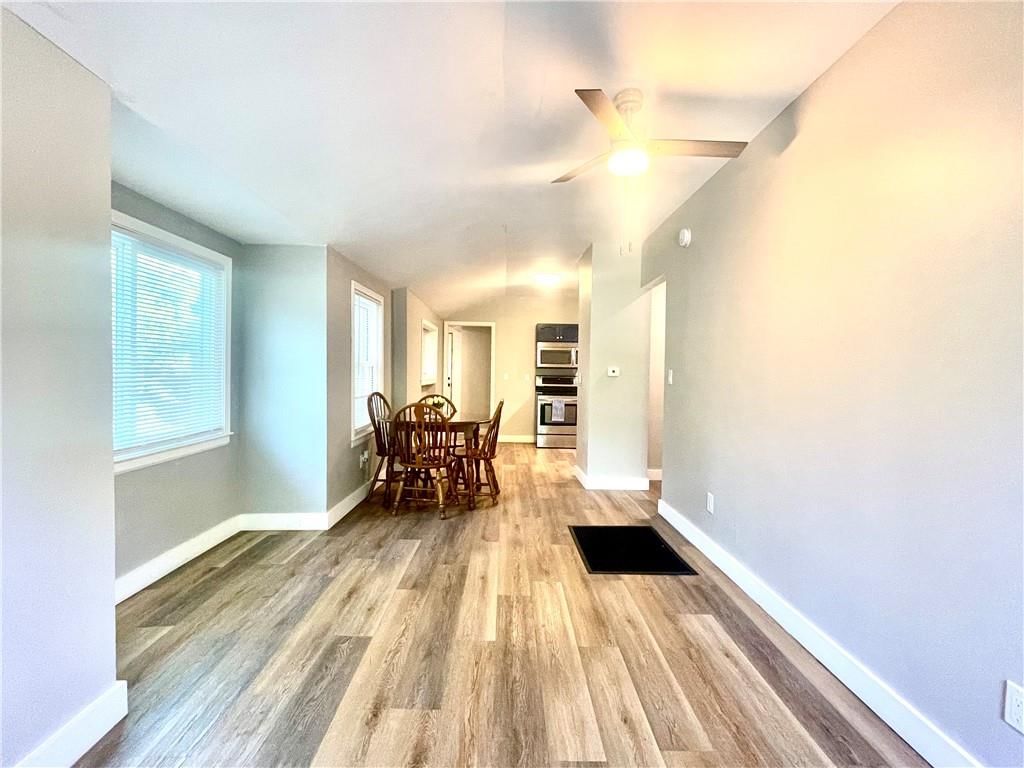 810 N Grand Avenue — photo 12