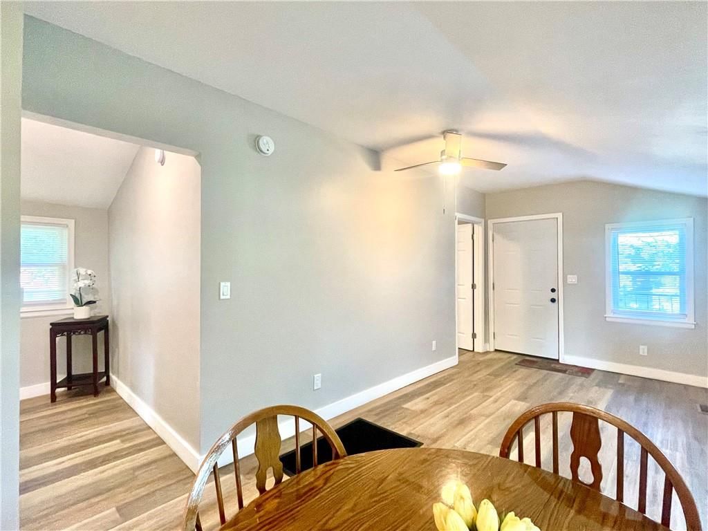 810 N Grand Avenue — photo 14