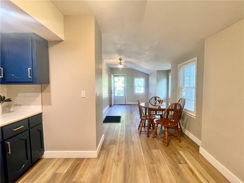 810 N Grand Avenue — photo 18
