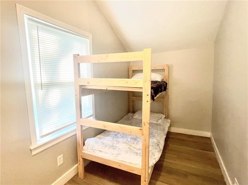 810 N Grand Avenue — photo 25
