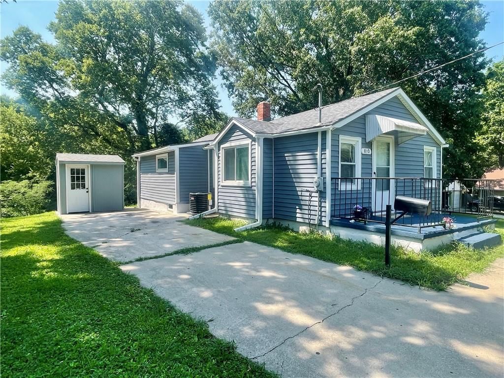 810 N Grand Avenue, Independence, MO: listing photo 2