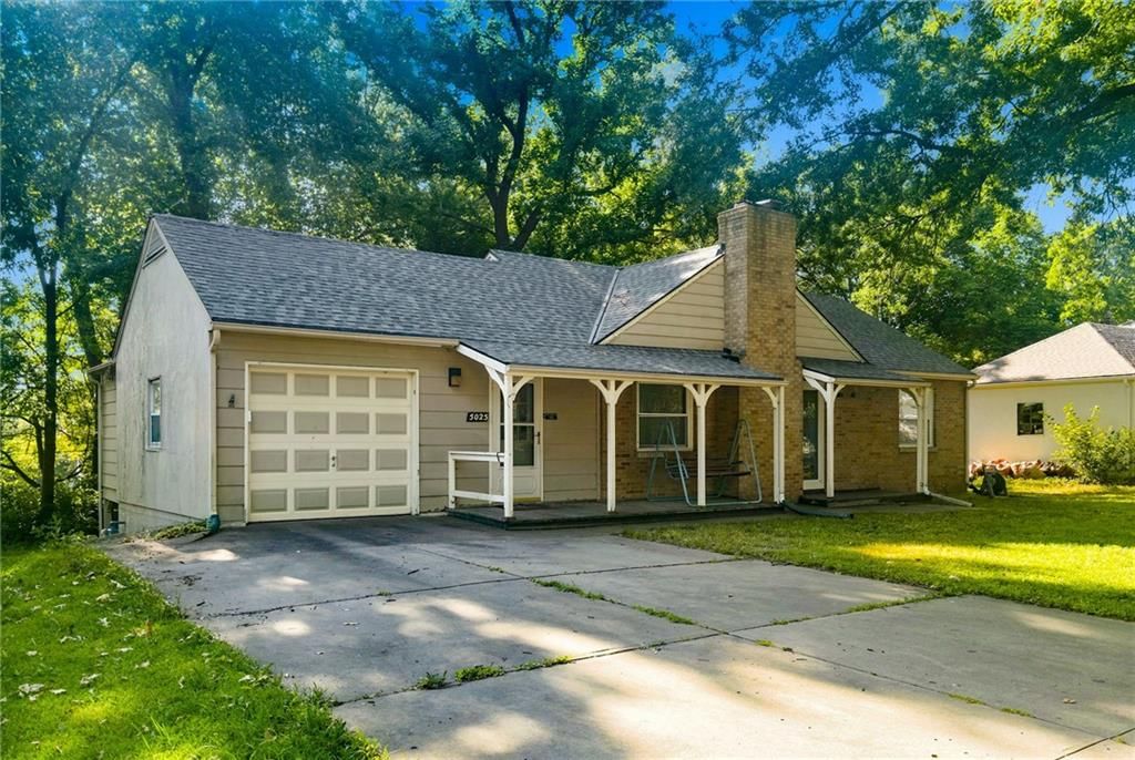 5025 NE Tarkio Street — photo 2