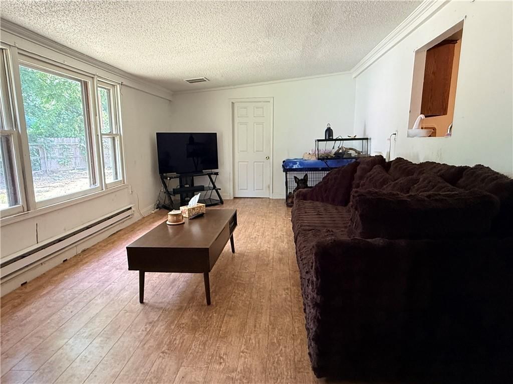 2705 S 52nd Street — photo 2