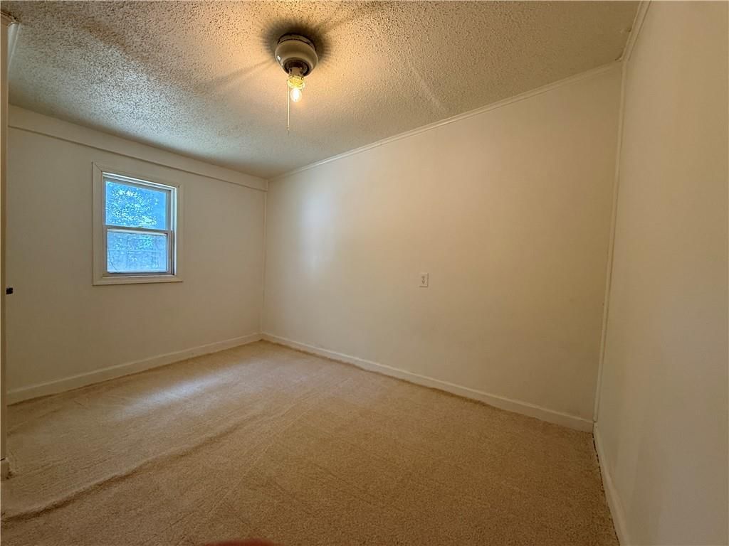 2705 S 52nd Street — photo 16
