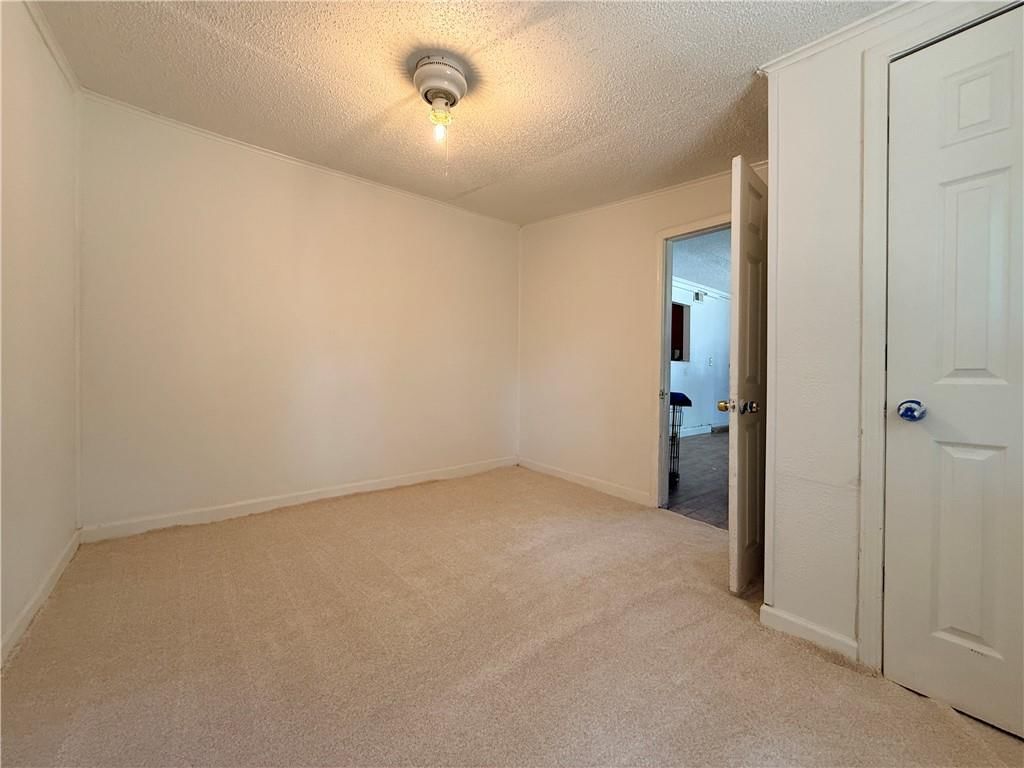 2705 S 52nd Street — photo 17