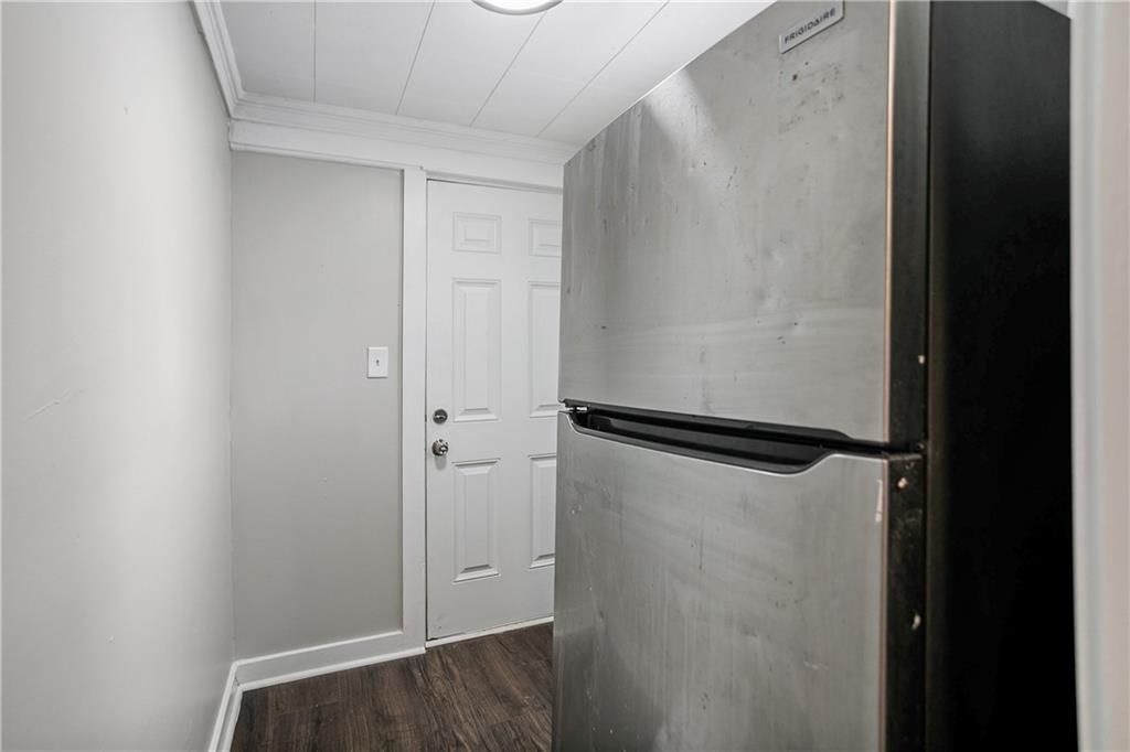 2420 E 42nd Street — photo 20