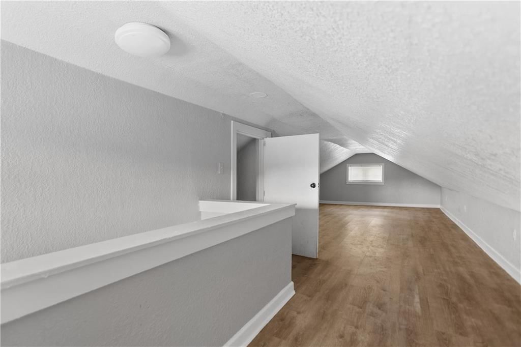 2420 E 42nd Street — photo 28