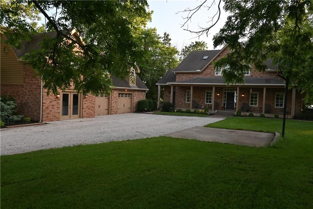 14 Timber Lake Road — photo 3