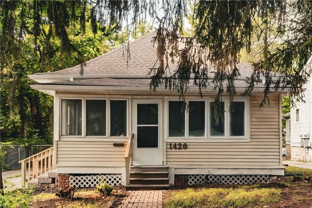 1420 W Walnut Avenue — photo 1